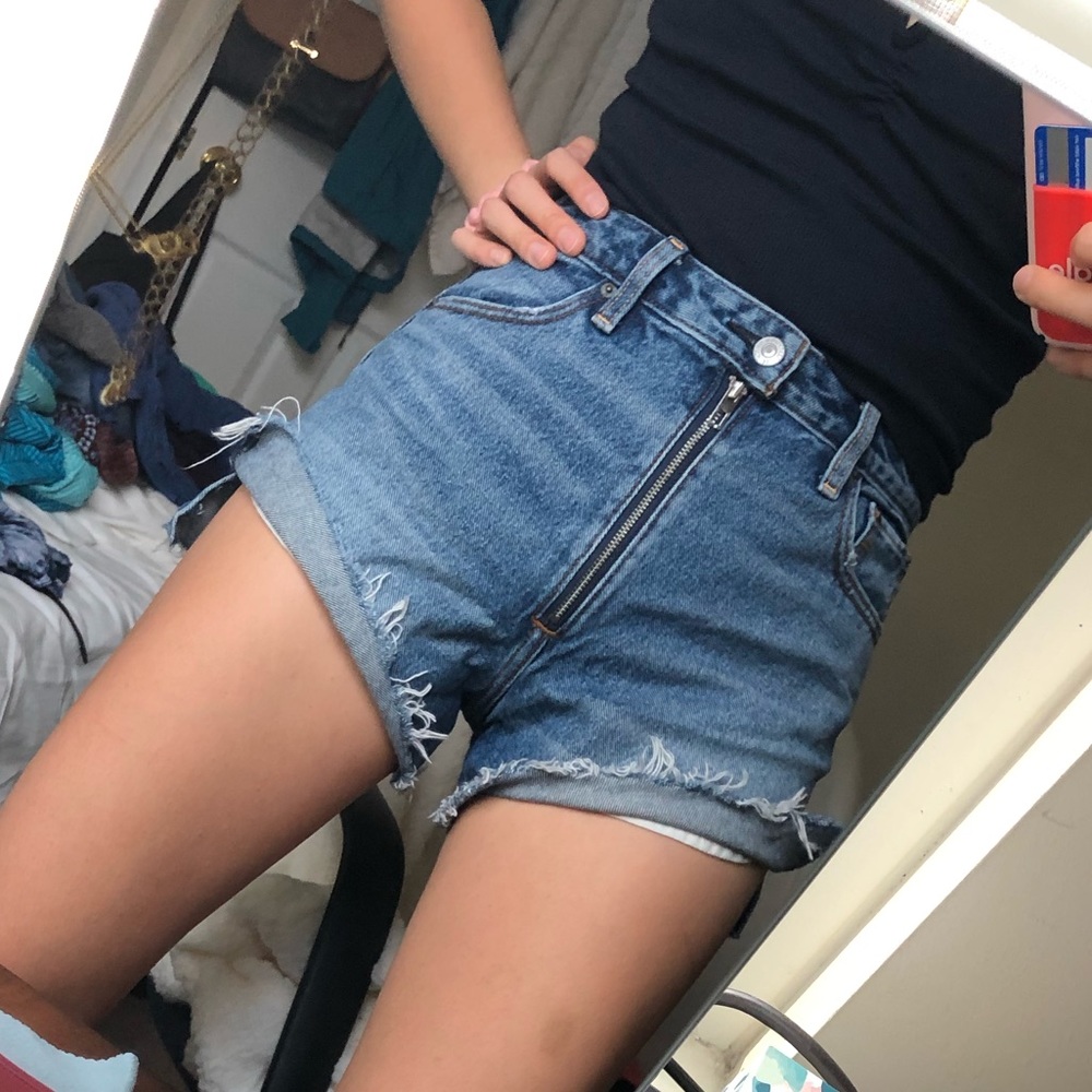 A&F front zipper distressed high waisted shorts